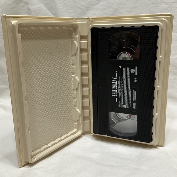 Free Willy 2, VHS - Picture 11 of 11